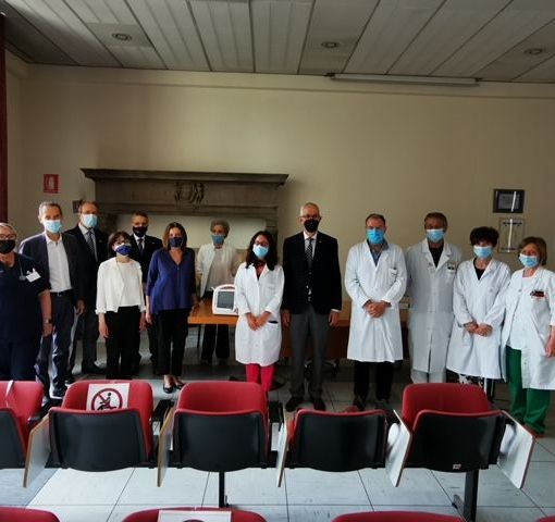 Asl No, donato un defibrillatore al pronto soccorso dell’ospedale di Borgomanero