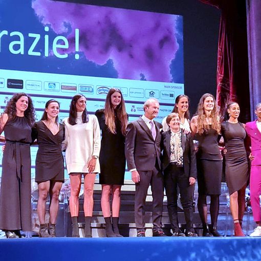 Presentata la Igor Volley al Teatro Coccia