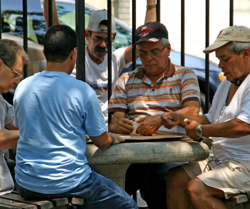 Sfida di Natale: bingo o tombola? Tradizione e divertimento a confronto