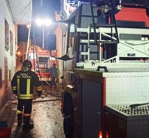 Incendio a Calogna nella notte di Capodanno