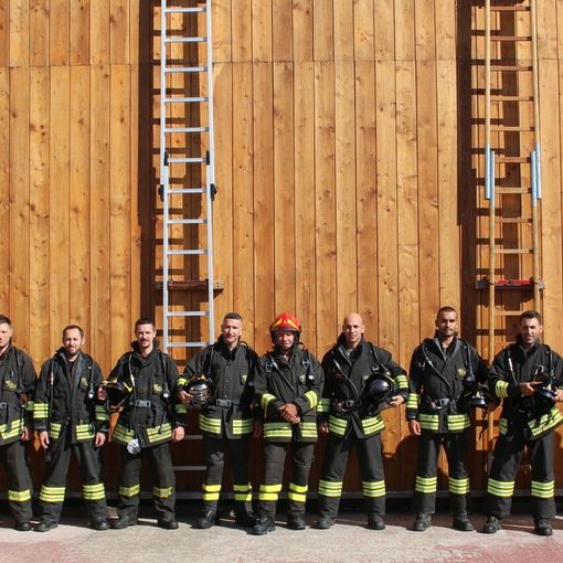 Il comando dei Vigili del Fuoco di Novara ha ricordato i 343 colleghi americani caduti l'11 settembre a New York