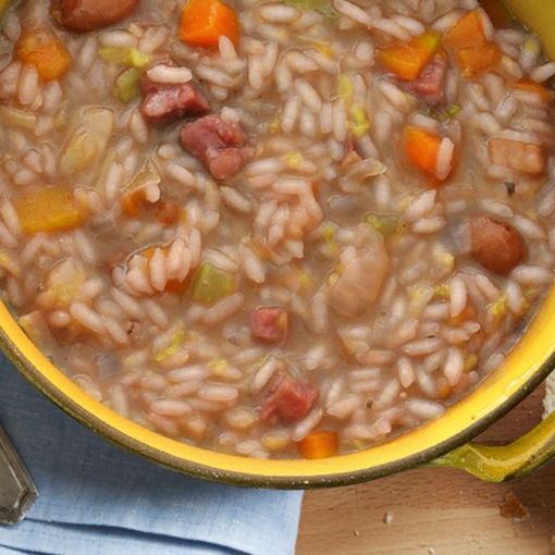 Torna a Sizzano la serata enogastronomica &quot;Salam, strachin e vin dal cuntadin&quot;