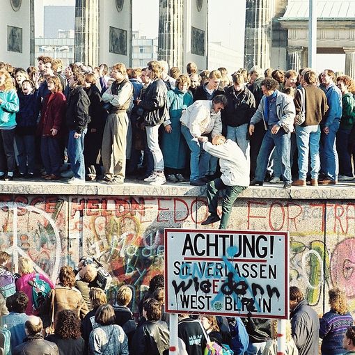 Il Fauser ricorda il trentennale della caduta del Muro di Berlino