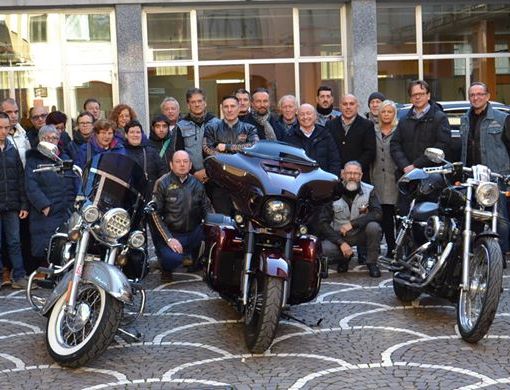Donazione benefica dei 'Motociclisti del mercoledì' all'ARCA Onlus e alla Gazza Ladra