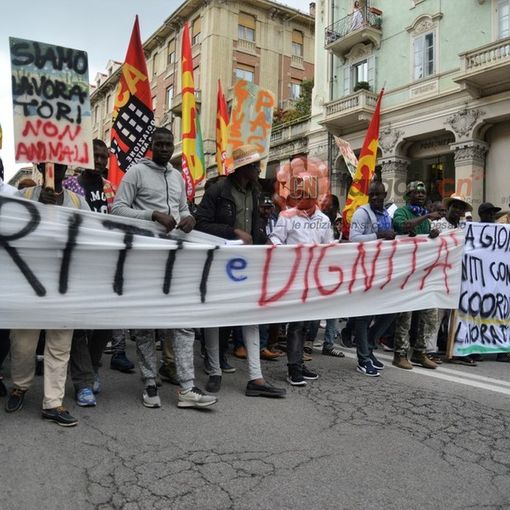 Immagine della manifestazione del 21 luglio 2018 da parte dei braccianti agricoli