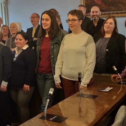 For Life onlus, il bilancio delle azioni di solidarietà più recenti: nuovo gabinetto ecografico all’ambulatorio solidale e 5000 euro per l’Ensemble Artessenziale