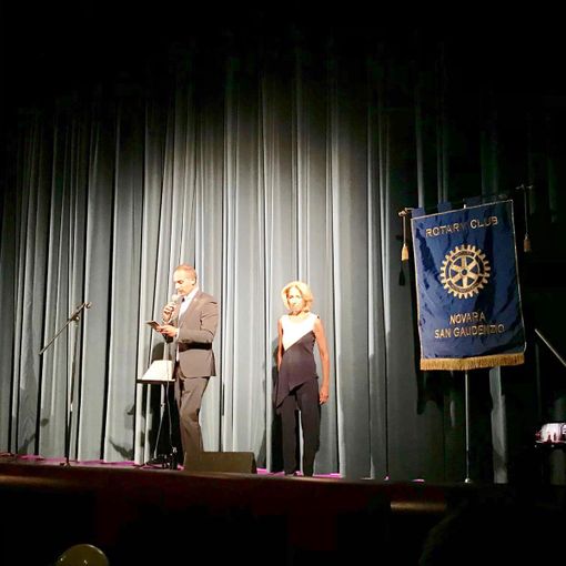 Grande successo per l'iniziativa benefica “Diamo luce ai sogni” promossa dal Rotary Club Novara San Gaudenzio in occasione del 5° anniversario di fondazione: raccolti 10.000 euro