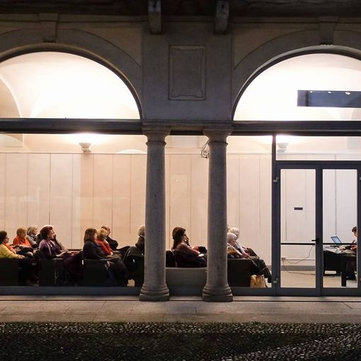 Giovedì 10 dicembre due eventi on line dalla biblioteca:  ricordi di Natali in poesia e racconti di coraggio