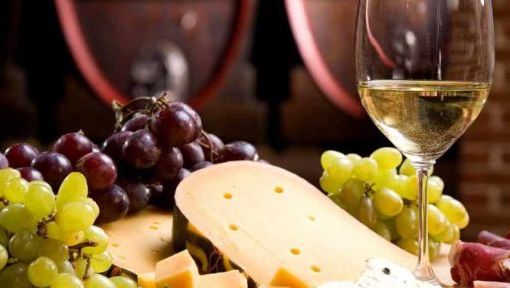 Profumi e sapori della Toscana invadono il centro storico di Novara