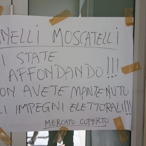 C’è aria di rivolta al Mercato Coperto di viale Dante