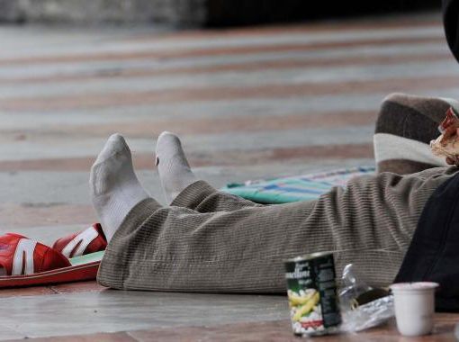 Entro dicembre a Novara un nuovo dormitorio per senza tetto