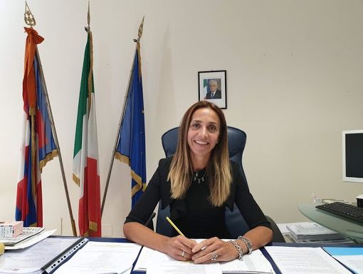 Clamoroso sbaglio della Regione: invia 45mila voucher scuola, ma i soldi non ci sono