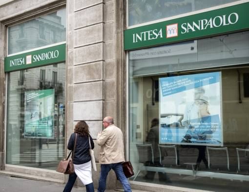 Intesa San Paolo continua a tagliare sportelli sui territori. Uncem: “L'Italia non è solo città e grandi agglomerati urbani”