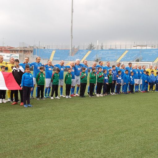 Italia imbattuta contro i maestri inglesi del “walking football”
