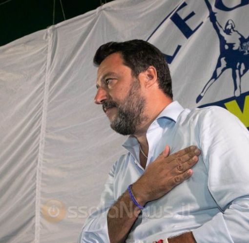Matteo Salvini dal palco della Lega Fest domese attacca Eliana Frontini: &quot;In un paese normale sarebbe stata cacciata&quot;