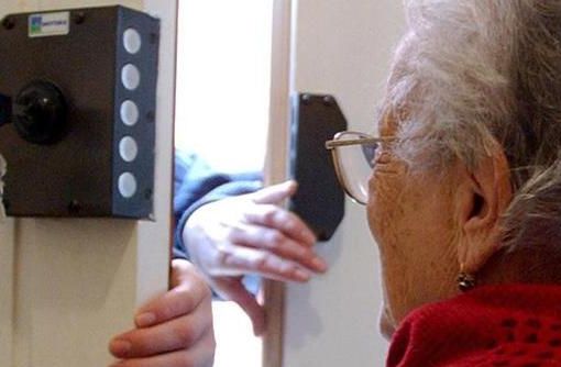 Coronavirus, l’epidemia non ferma i truffatori di anziani