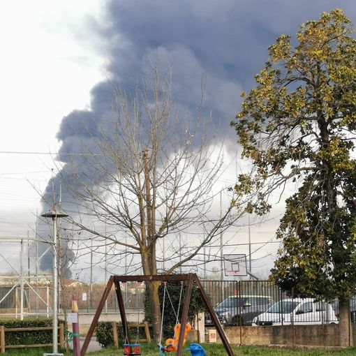 Incendio Novara: Provincia, inquinamento sotto soglia pericolo
