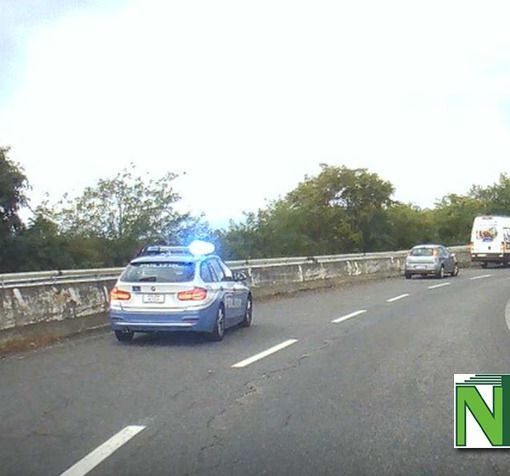 Coppia di amici cadono con la moto all'imbocco della Supestrada, trasportati feriti in ospedale