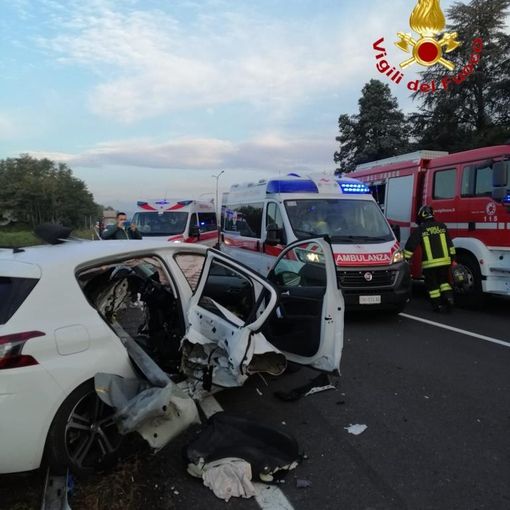 Un incidente causa due feriti e disagi sulla SS 229 a Vaprio