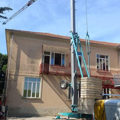 Partono i lavori alla scuola di Varallo Pombia