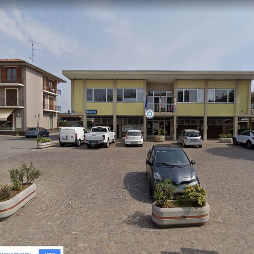 Riaperta l'area mercatale di Gattico in piazza Leonardi