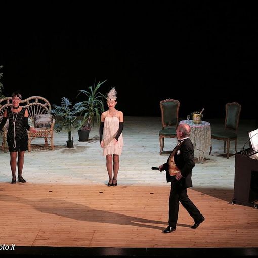 ‍Successo di “Profumo d’operetta”, primo appuntamento del cartellone  “Sipario aperto su Trecate&quot;. FOTO