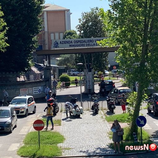 Nuovo regolamento per l'accesso autovetture all'Aou di Novara e Galliate
