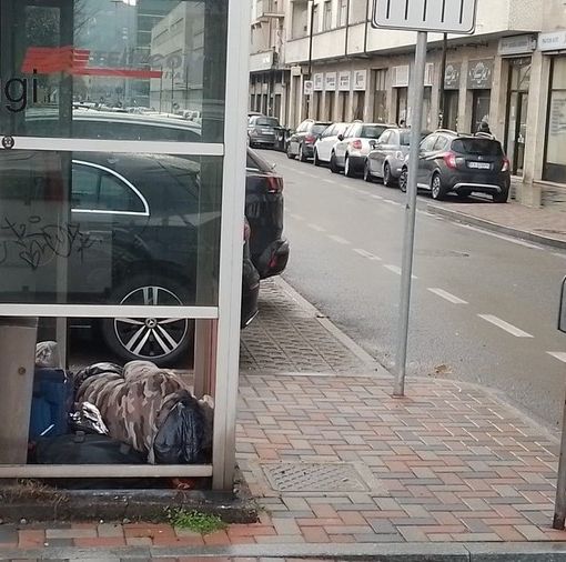 Dal Nord Ovest. Nuovi poveri, a Torino sempre più anziani e persone sole mangiano in mensa: &quot;Nelle Feste arrivano le famiglie&quot;