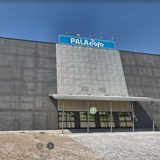 Posto sotto sequestro il Pala Eolo di Castelletto Ticino