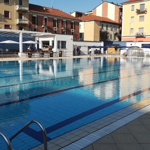 A giugno riapre la piscina di via Solferino