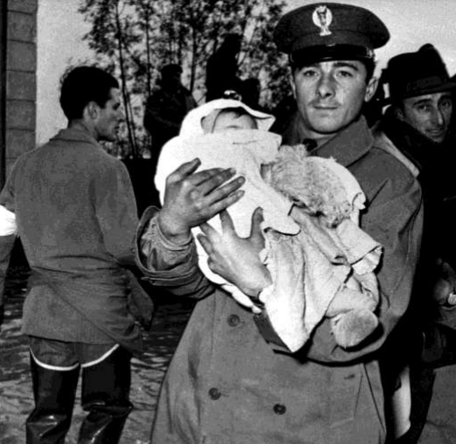 ‘Al servizio del Paese', ecco la storia della Polizia di Stato in 500 scatti