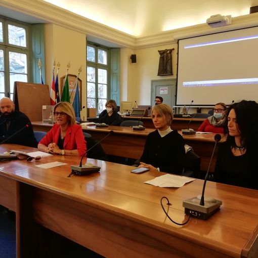 La Provincia di Novara presenta il progetto ‘Palcoscenico’ contro la violenza sulle donne