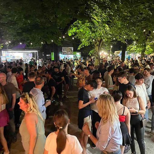 A Novara tornano gli Street Chef del Rolling Truck Street Food Festival: buon cibo, Dj set e musica live