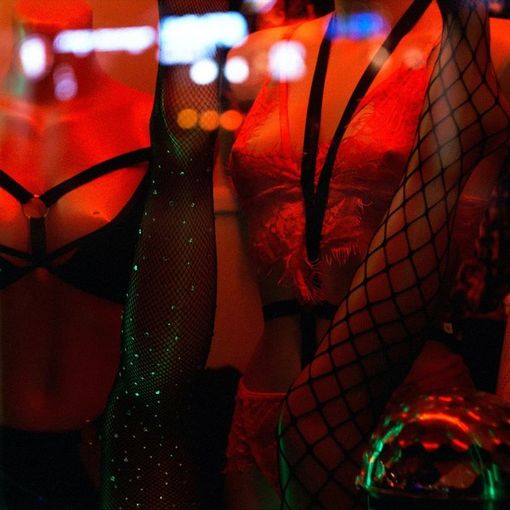 Riparti Piemonte, sexy shop esclusi dal bonus di 1.500 euro