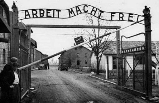Giorno della Memoria, l'Amministrazione trecatese invita alla riflessione