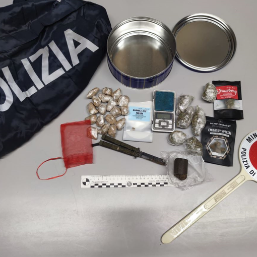 Arresto per detenzione ai fini di spaccio di sostanze stupefacenti a Novara grazie a una segnalazione sull'applicazione 'YOUPOL