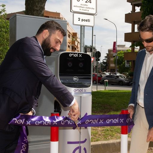 Enel X accelera lo sviluppo della mobilita’ elettrica a Novara: inaugurata la prima di 15 nuove stazioni di ricarica