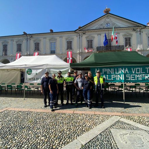 &quot;Insieme con voi&quot;: grande partecipazione alla manifestazione degli alpini