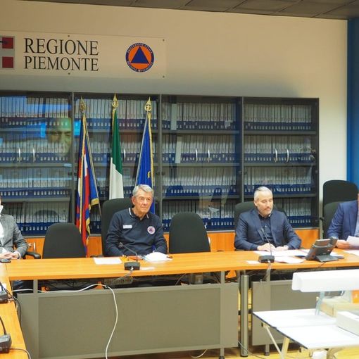 Mascherine, più soldi e tampone per i medici ed infermieri piemontesi impegnati contro il Coronavirus Condividi Facebook Twitter Print WhatsApp Email