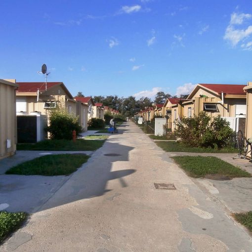 Sgombero Villaggio Tav Novara: anche l’ultima famiglia lascia il prefabbricato