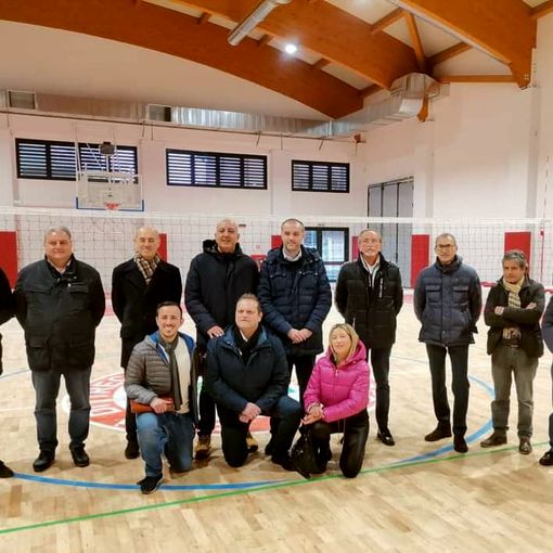 Conclusi i lavori al palazzetto di Trecate