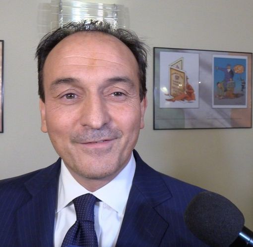 Regionali, Cirio guarda Fontana e sorride: &quot;Chi governa bene merita la riconferma&quot; VIDEO