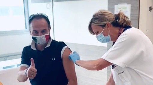 Venerdì vaccinate oltre 35mila persone. Seconda dose anche per il governatore Cirio