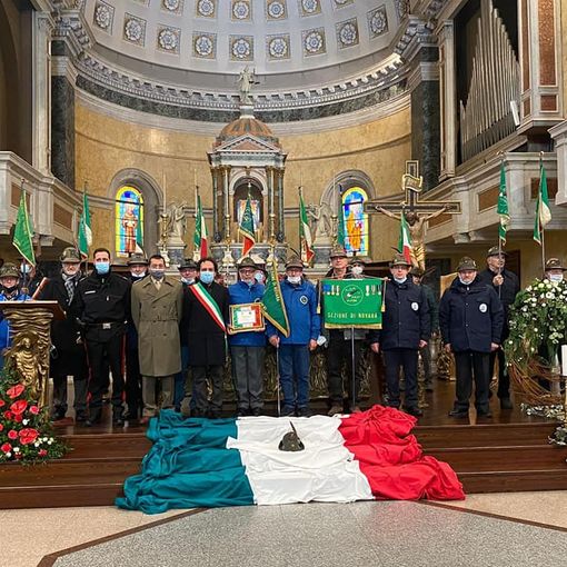Festeggiati domenica gli alpini di Cameri