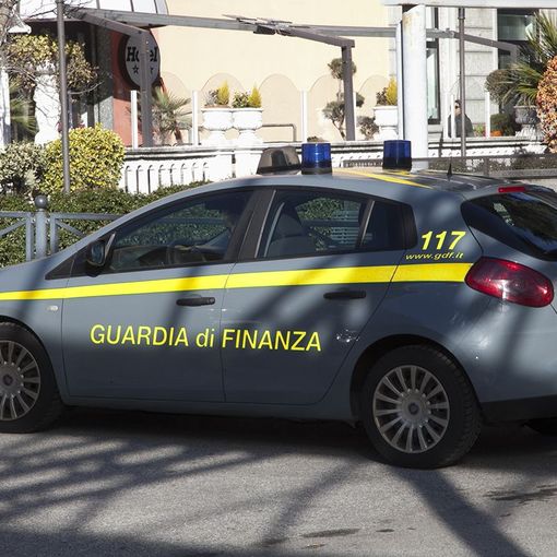 La Guardia di finanza recluta 15 tenenti