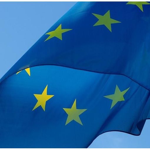 L'UE investe più di un miliardo di euro in progetti innovativi per decarbonizzare l'economia