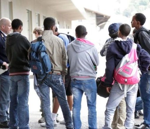 Migranti: “Sindaci pronti a fare tutto, ma non vengano lasciati soli”