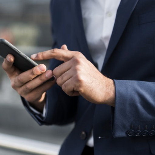 Attenzione alle truffe: false offerte di lavoro tramite WhatsApp
