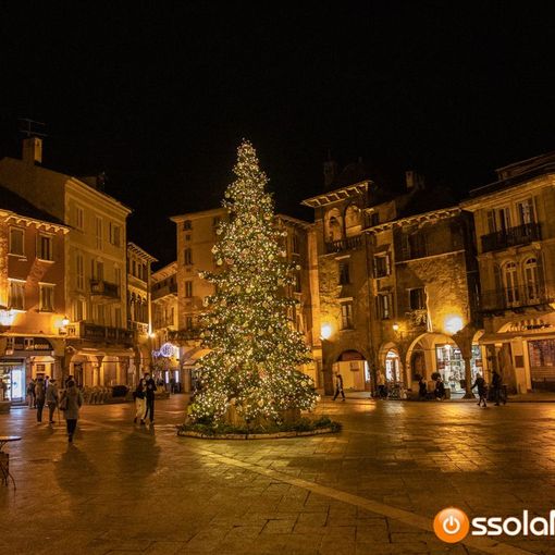 Tanti auguri ai nostri affezionati lettori. Che sia un sereno Natale per tutti voi e per le vostre famiglie
