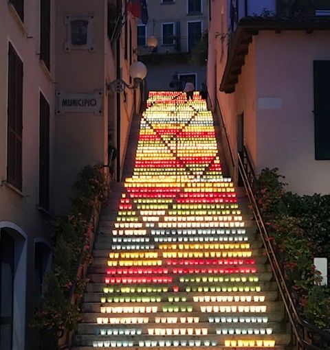 Belgirate, lo Scalone Cairoli si illumina per la festa della Madonna Addolorata